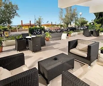 Отель Prestige 3*