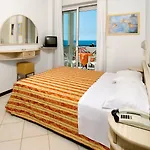 Prestige Hotel 3*