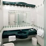 Prestige Hotel 3*